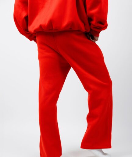 Comfrt Minimalist Straight Leg Sweatpants
