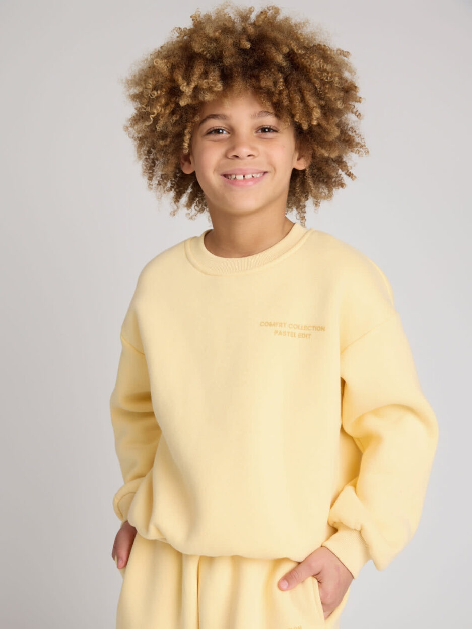 Comfrt Pastel Kids Crew