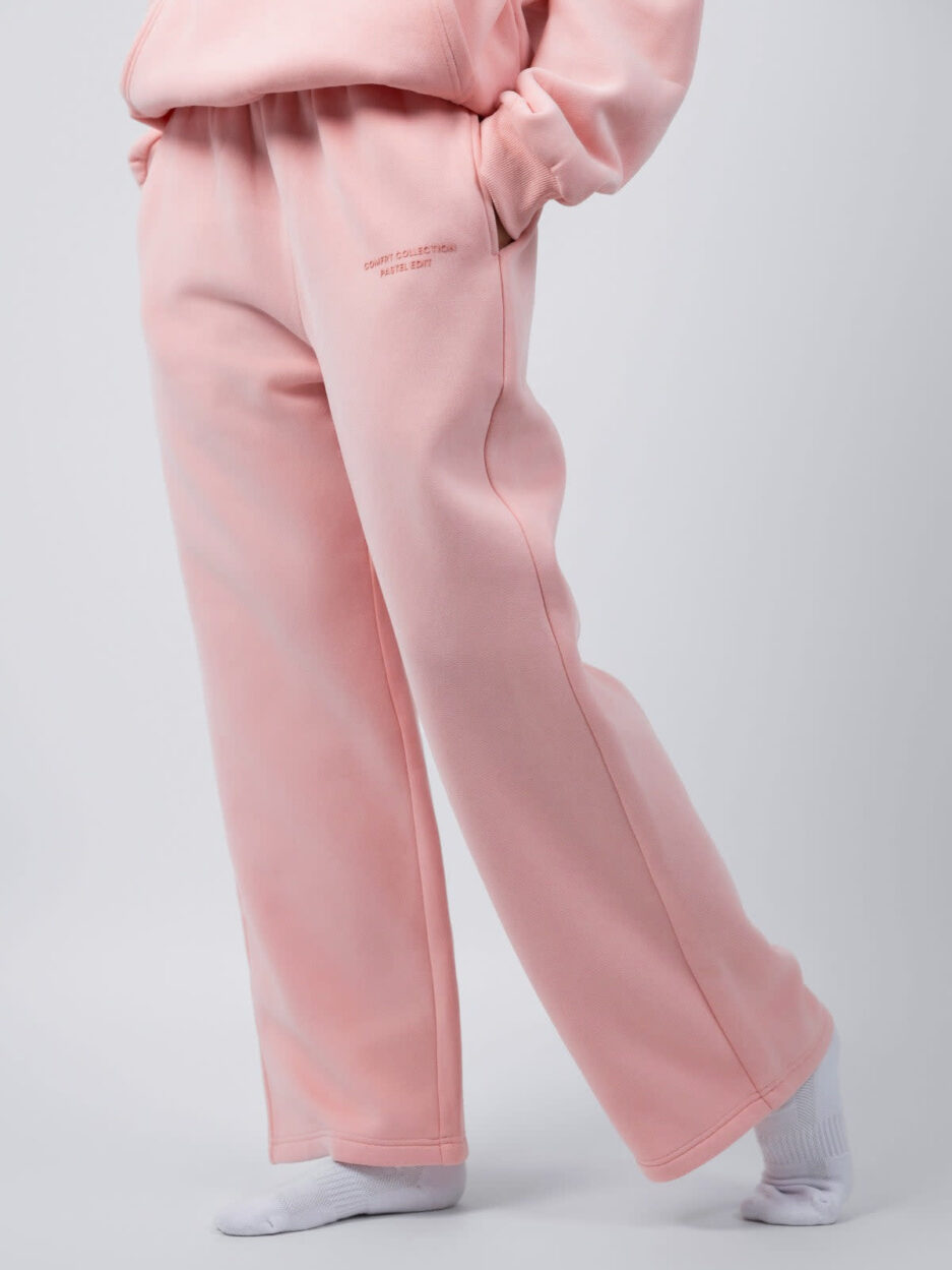 Comfrt Pastel Straight Leg Sweatpants