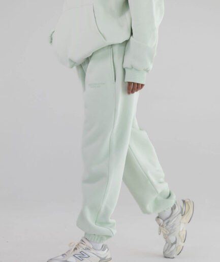 Comfrt Pastel Sweatpants