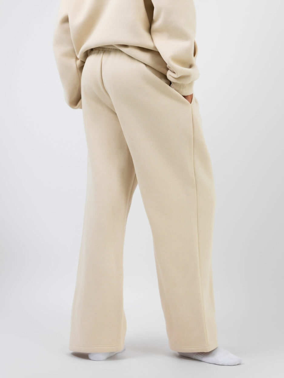 Comfrt Signature Straight Leg Sweatpants
